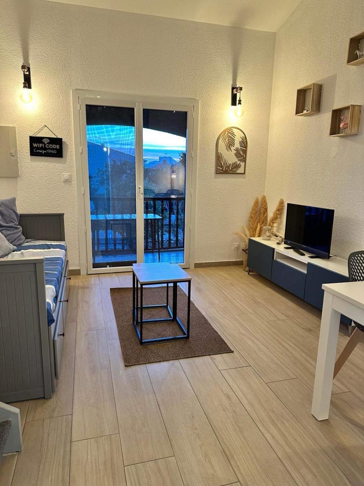 Appartement Duplex 4Pers Climatise - Locations Vld Camargue Saintes-Maries-de-la-Mer Eksteriør bilde